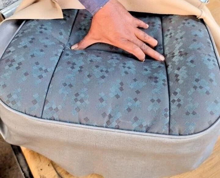 Комплект чехлов на сиденья для Suzuki Samurai - SJ410 и SJ 413 - черные плотно прилегают с фитингом - Изображение 4 из 4