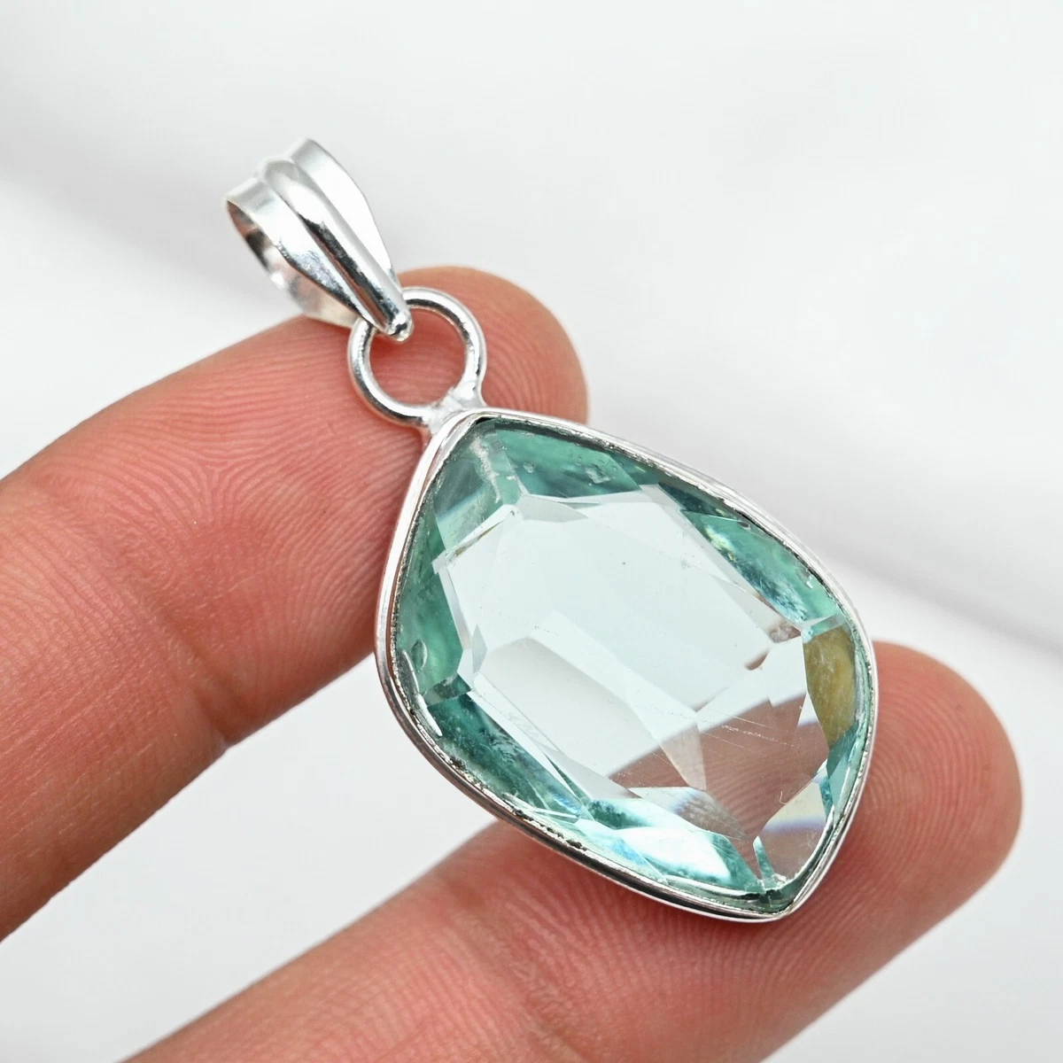 Beautiful Green Amethyst Gemstone 925 Sterling Silver Jewelry Handmade Pendant
