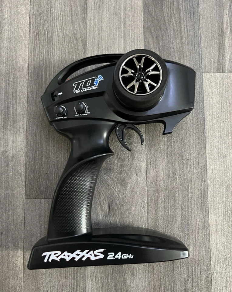 Traxxas Sender, 1Q1 Traxxas Link fahig, 2.4GHz high output,2Kanal/TRX6528/6517 - Bild 2 von 4