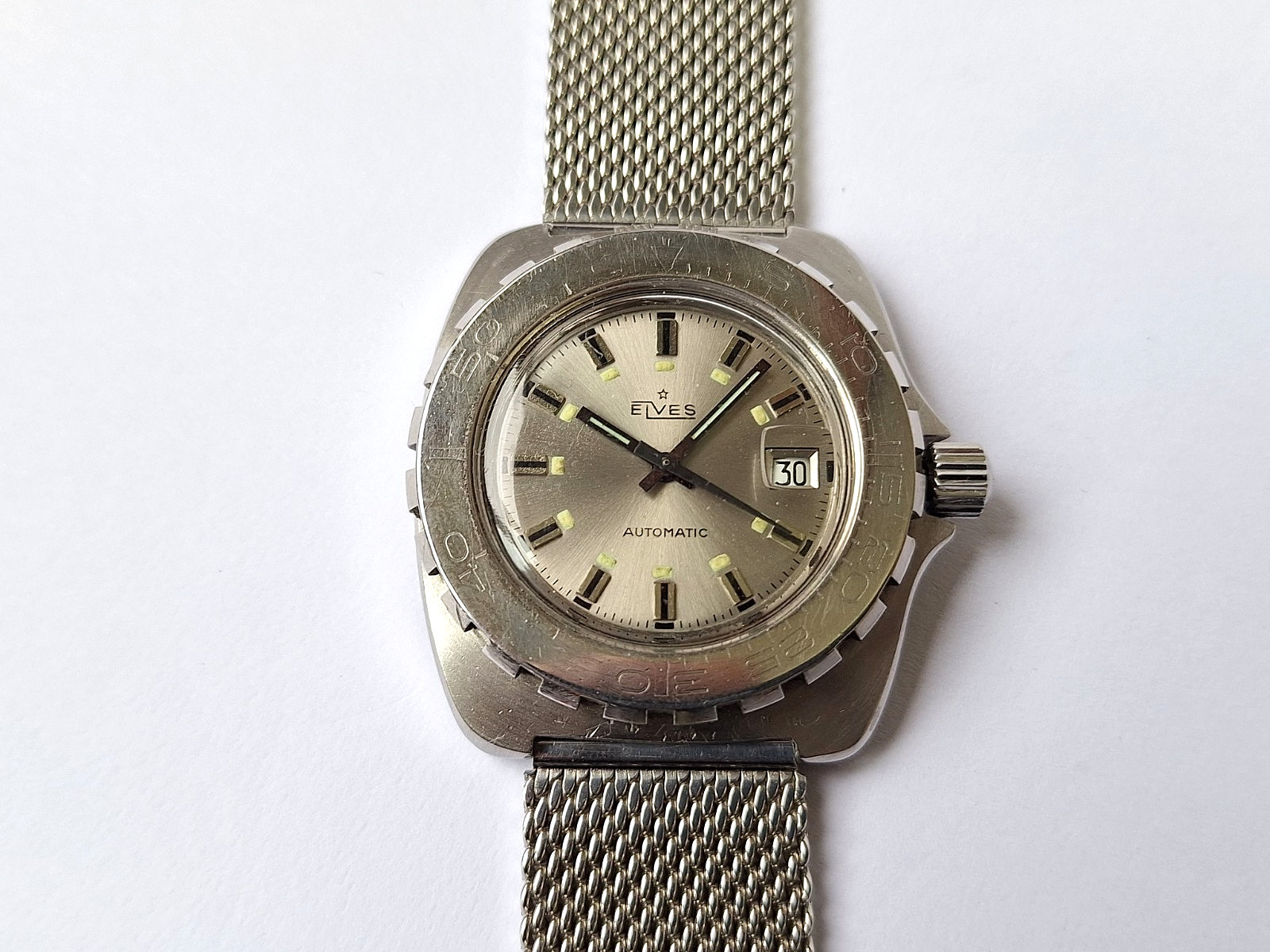 ATM, FE All watch, ELVES Made men's AUTOMATIC Steel, 20 Vintage 3611 SWISS DIVER - vintagewatches.pk
