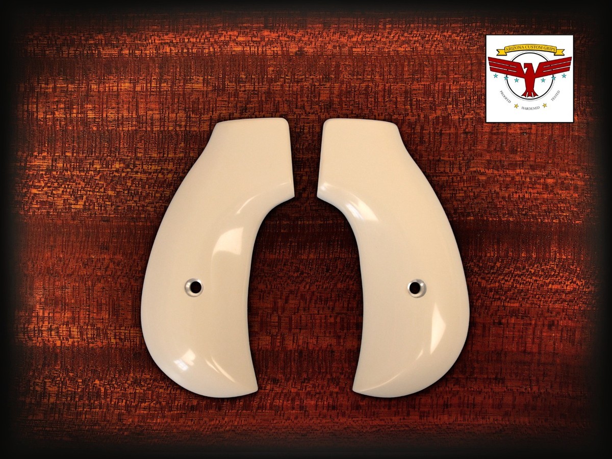 1992年ヴィンテージカントリーブルーハート♡パイベーカーハート型ハンドペイント HENRY BIG BOY or GOLDEN BOY BIRDSHEAD REVOLVER GRIPS ~ MAGNA-TUSK