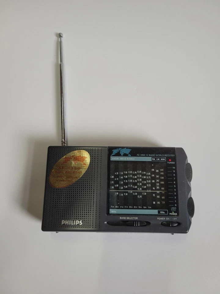 Altes Philips Radio, AE3350, 12 Band World Receiver, - Bild 2 von 4