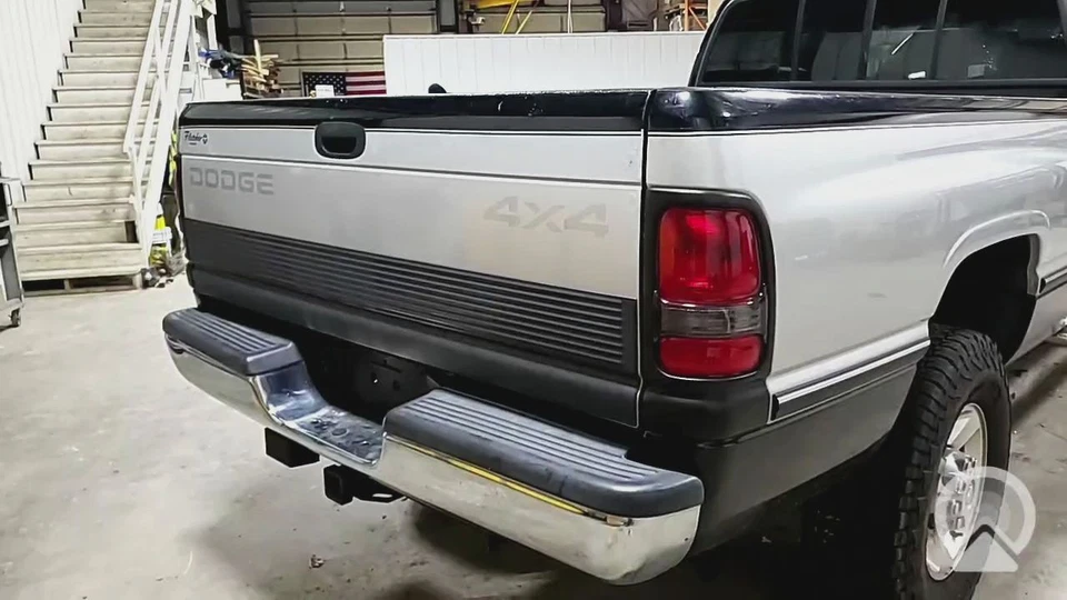 Dodge Ram 15-25-3500 1994-02 negro/plateado-PX8 puerta trasera puerta trasera libre de óxido Foto 3 de 4