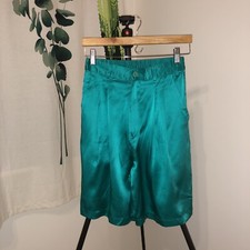 Pure Silk Bermuda Shorts Jewel Green M