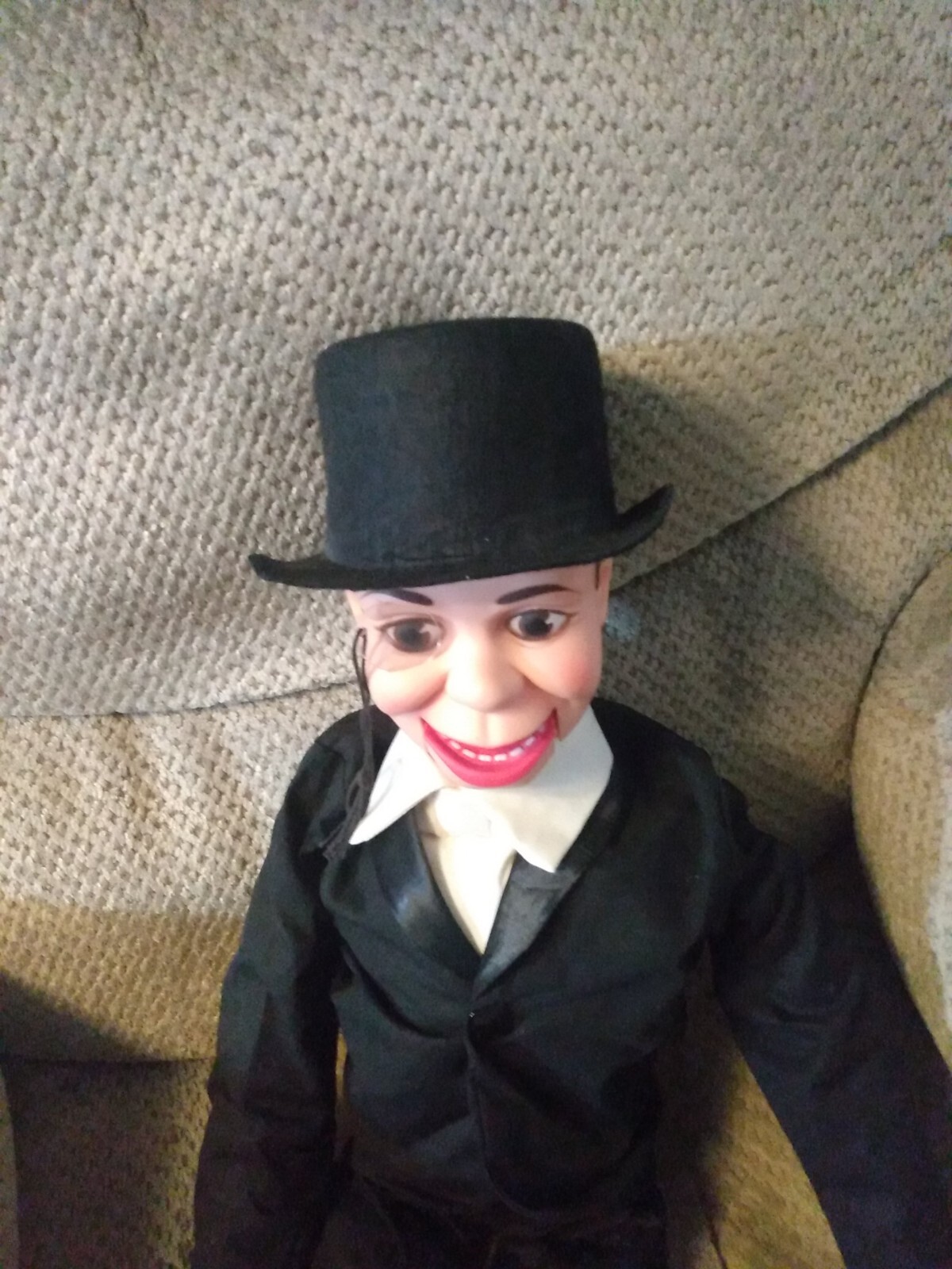 Ventriloquist dummy Charlie McCarthy Goldberger 30" doll excellent
