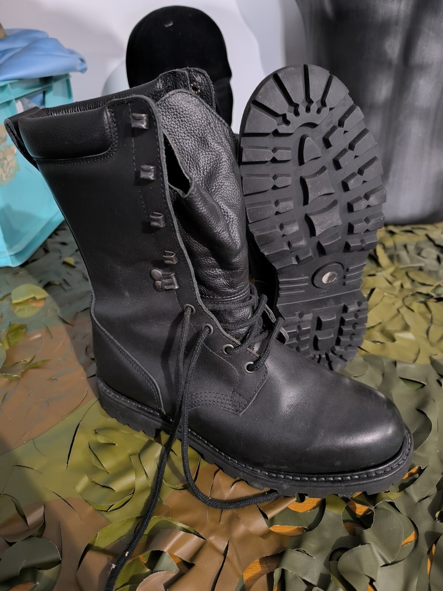 Veritable paire de ranger armée française très bon état - Chaussures Veritable paire de ranger armée française très bon état - Chaussures