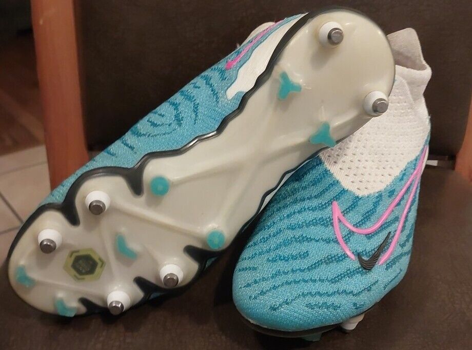 Nike Phantom GX Elite Sg Pro Anti Clog Soft Ground Soccer Nike Phantom GX Elite Sg Pro Anti Clog Soft Ground Soccer