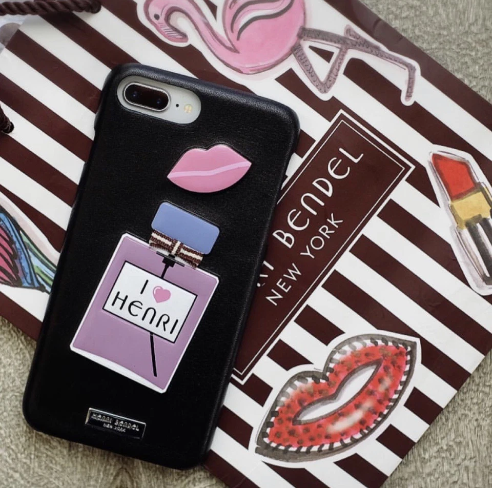 FUNDA BOTELLA PERFUME HENRI BENDEL WEST 57TH PARA IPHONE 7/8 PLUS NUEVA CON ETIQUETAS Foto 2 de 2