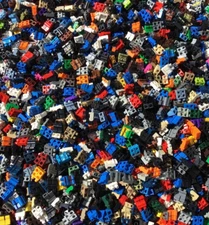 LEGO LOT OF 20 MINIFIGURE LEG PIECES RANDOMLY SELECTED PANTS PEOPLE BODY PARTS