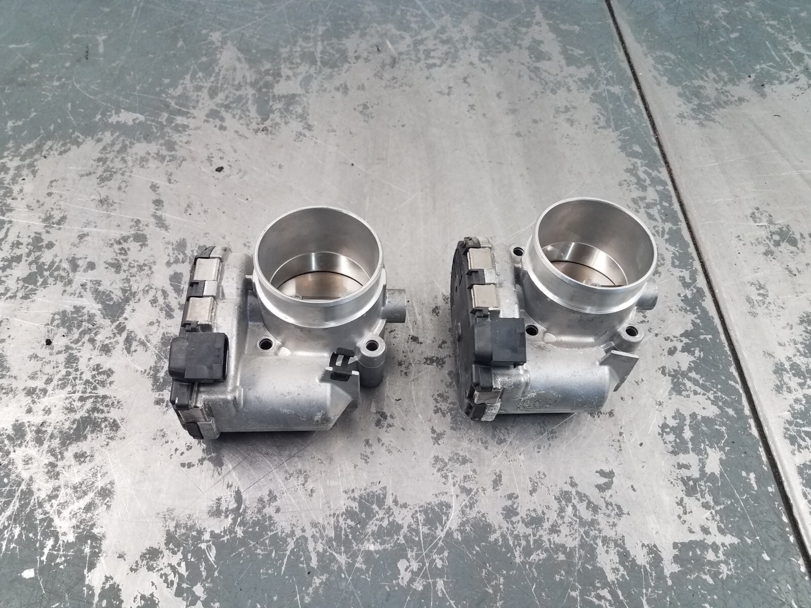 2021 McLaren 765LT 4.0L M840T Throttle Body Set #5537 C7