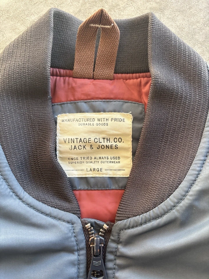 Jaqueta Bombardeiro Jack & Jones Vintage MA-1 Azul Masculina Grande 2016 - Imagem 2 de 4