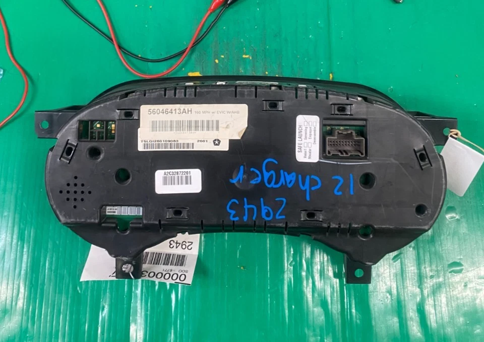 Dodge Charger 2012 velocímetro clúster desconocido millas 56046413AH Foto 3 de 3