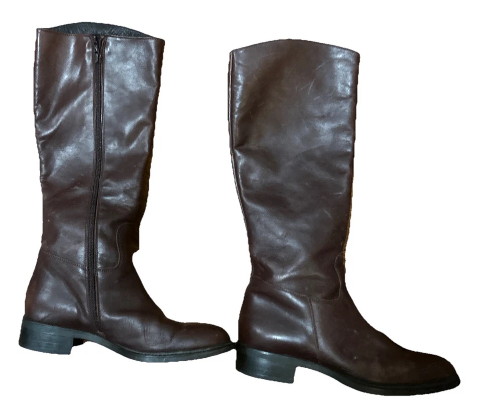 Botas de montar altas Barneys New York para mujer talla 7 cuero marrón oscuro hechas en Italia Foto 2 de 4