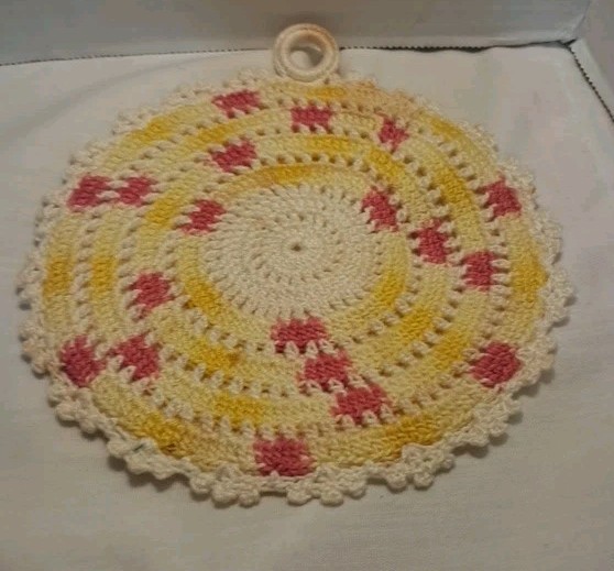 VTG 3 Color Handcrocheted Pot Holder W=Hanger Double Layered 6"