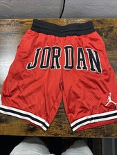 YOUTH AIR JORDAN SPELLOUT MESH GAME ACTIVE GYM SHORTS RED Medium 10-12yrs