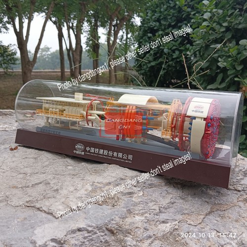 1/100 CN RAILWAY CONSTRUCTION Corp Open rock tunnel boring machine model-no box - Picture 7 of 11