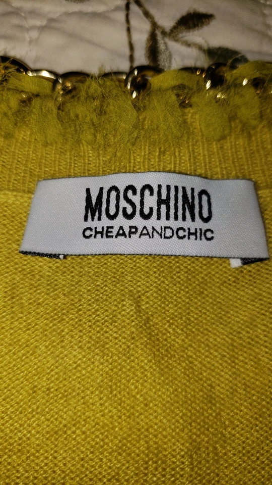 Moschino Cárdigan Barato Y Chic Talla Med Lana Angora Recortado Suéter Cadena Foto 2 de 4