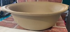 THE PAMPERED CHEF LARGE STONEWARE BAKING BOWL MADE IN USA