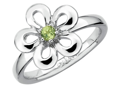 Peridot Flower Ring 1/10 Carat (ctw) in Sterling Silver