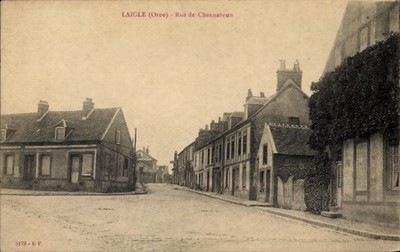Ak L'Aigle Laigle Orne, Straße mit Häusern, alte Architektur,... - 4758747
