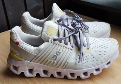 On Cloud Tec Helion Damen Laufschuhe Running Fitness Jogging Ecru/Gelb  Gr: 37,5
