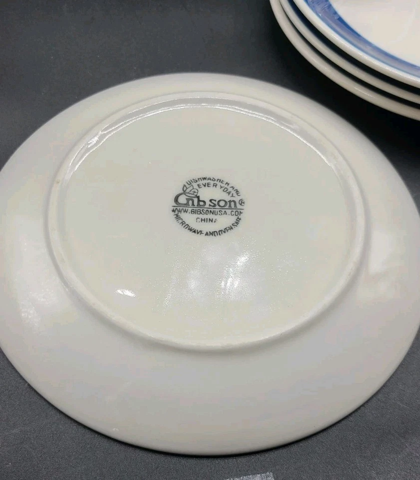 "Plato de ensalada/pan Gibson Ever Day pintado a mano de 7"" blanco con rayas azules" Foto 4 de 4