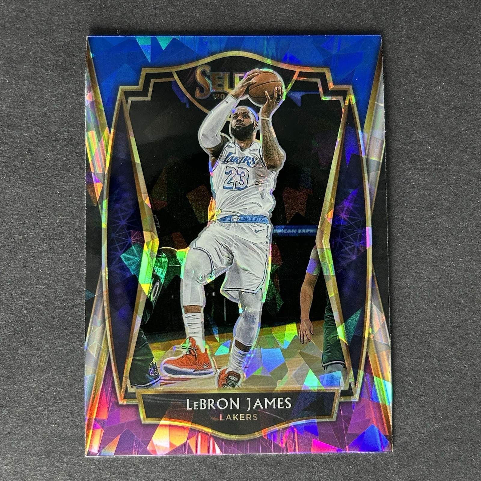 2020-21 Panini Select LeBron James Blue, White & Purple Ice Prizm Premier #113