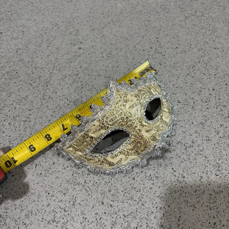 Women’s Masquerade Mask Gold Silver Eye Lacey Halloween Ball Mardi Gras  - Image 2 of 3