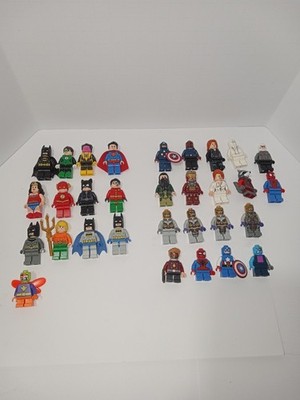 LEGO DC & MARVEL Super Heroes Lot of 31  Minifigures Batman Superman Spiderman+