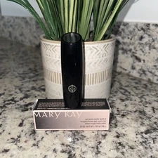 Mary Kay Gel Semi-Matte Lipstick Trademark Pink 141480