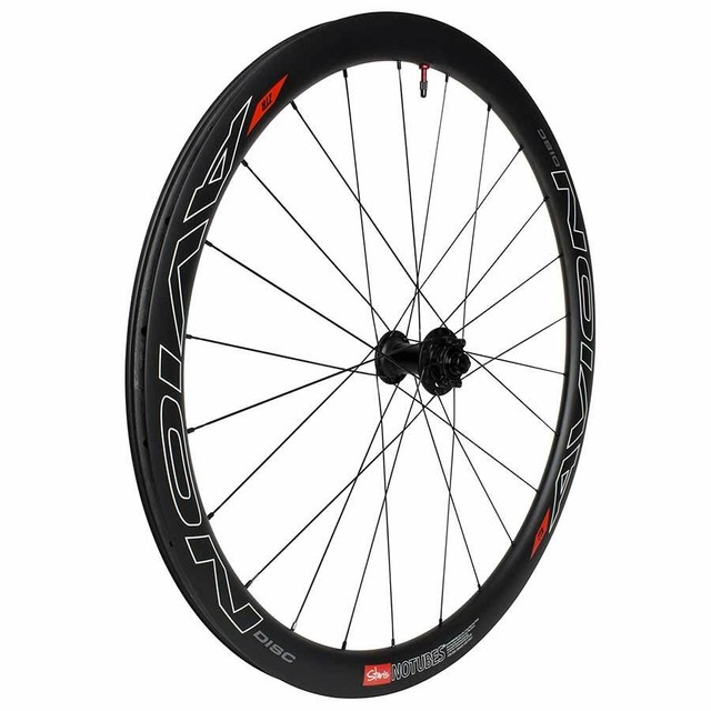 700c disc rear wheel