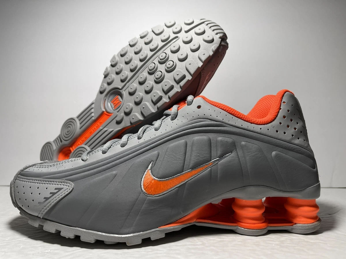 het spoor Verlaten Leegte New Nike Shox R4 GS Smoke Grey/Hyper Crimson Shoes Size 4-7Y CW2626 001 |  eBay