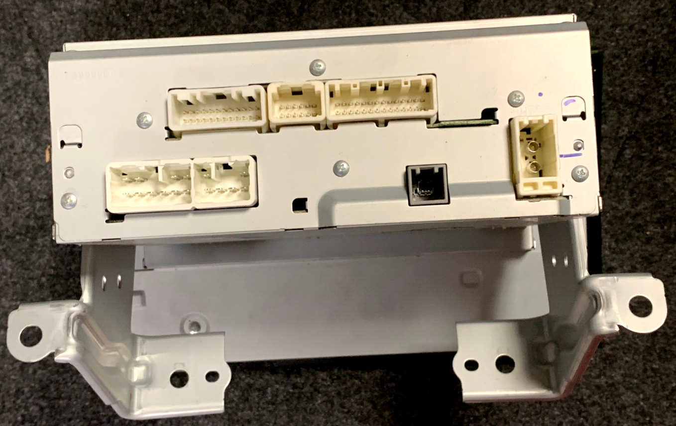 CLEARANCE CLOSEOUT 2014-2019 Toyota Tundra CD Player Radio Display