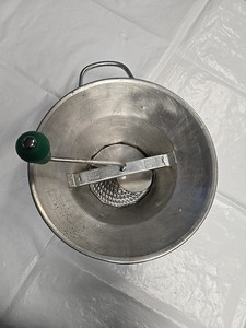 Louis Tellier Tin Plated S3 5 Quart Rotary Food Mill LT 3 Made in France