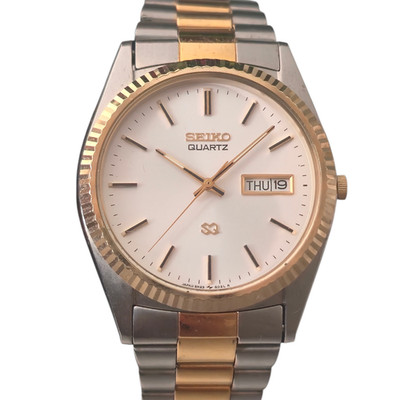 VINTAGE SEIKO SQ QUARTZ 5H23-8029 TWO-TONE FLUTED BEZEL DAY/DATE 