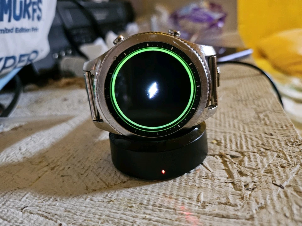 Samsung Galaxy Gear S3 Classic (Without Watch Band) - Image 3 of 3