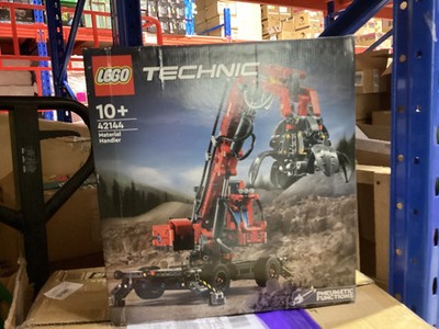 LEGO 42144 Technic Material Handler - Box Damage