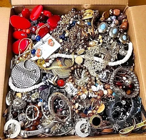 Tangled Unsorted Jewelry Lot Resell & Junk Vintage & Mod Costume & More 3 Pounds
