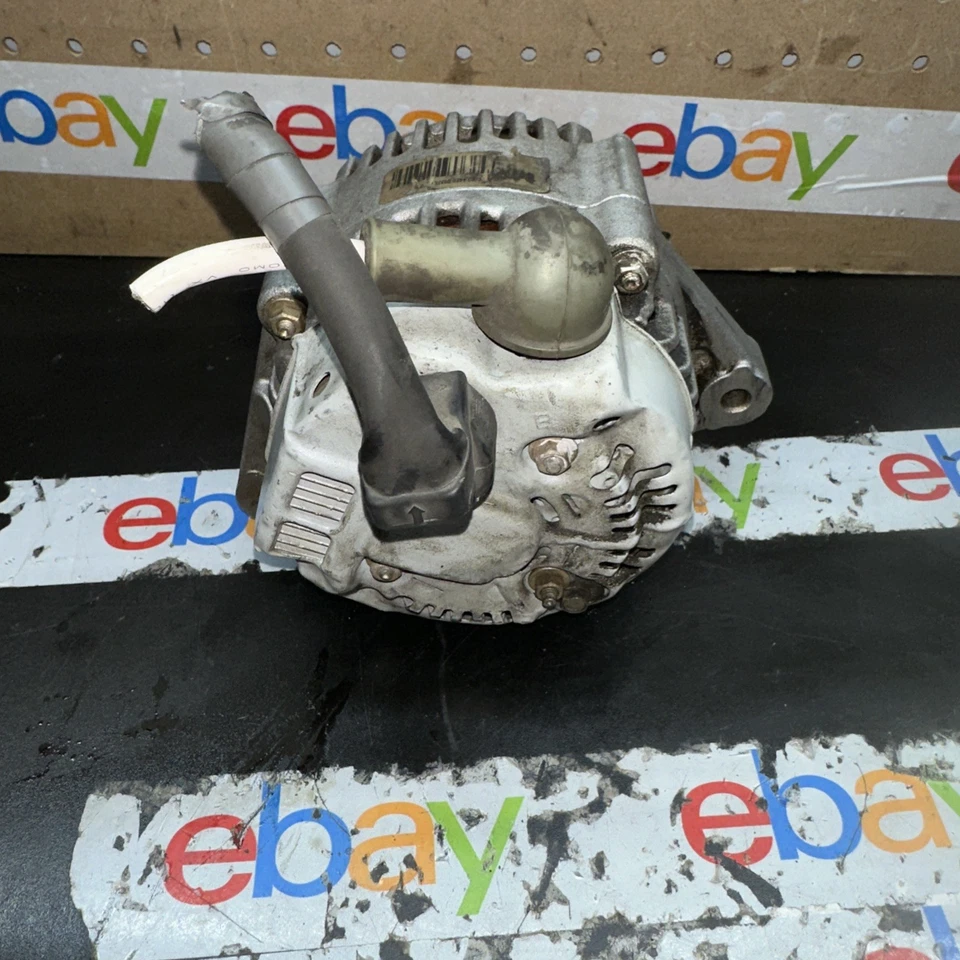 Alternador usado Honda Accord 2000 OEM Duralast remanufacturado Foto 4 de 4