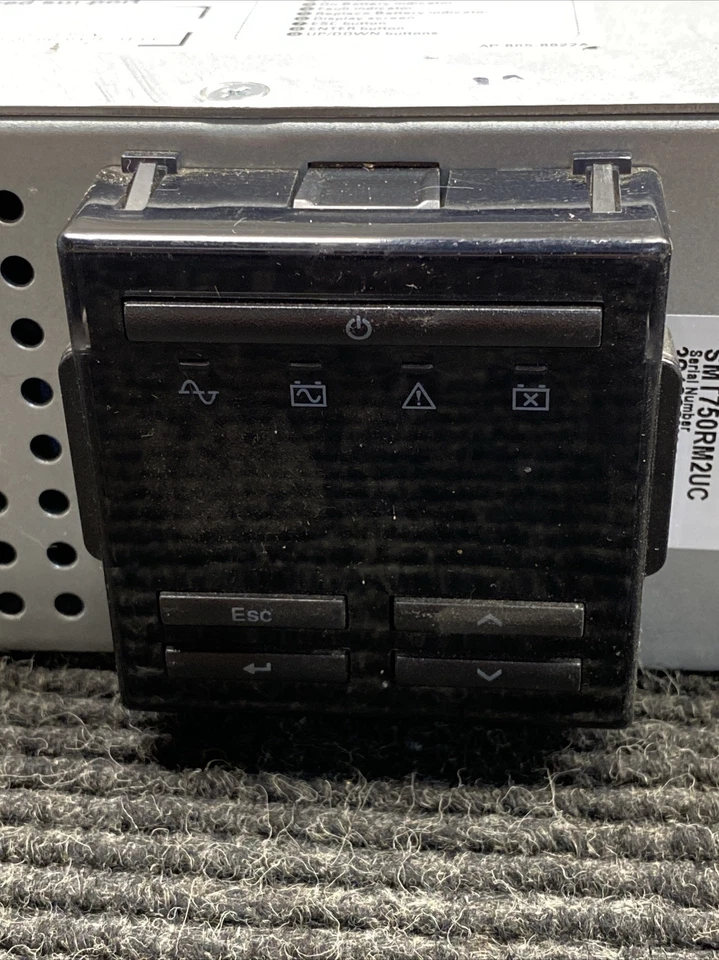 APC | SMT750RM2UC | 750VA 500W 2U Smart UPS -No Tray/Batteries - No Face Plate - Image 4 of 4