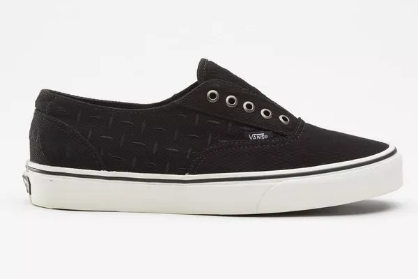 Vans store metallica shoes