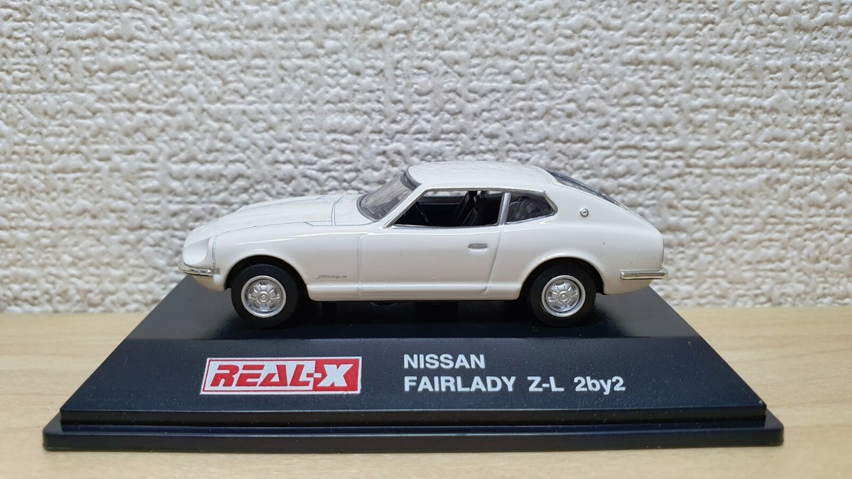 1/72 Real-X NISSAN DATSUN FAIRLADY Z L 2X2 WHITE diecast car model