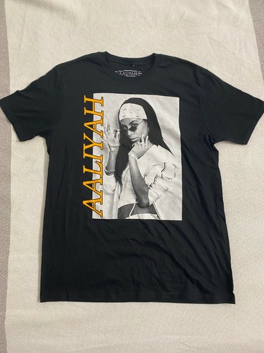 Unisex R\u0026B Black + Gold Graphic T-Shirt 