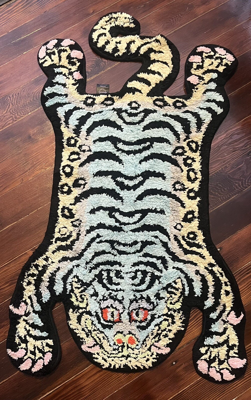Picture 1 of 4