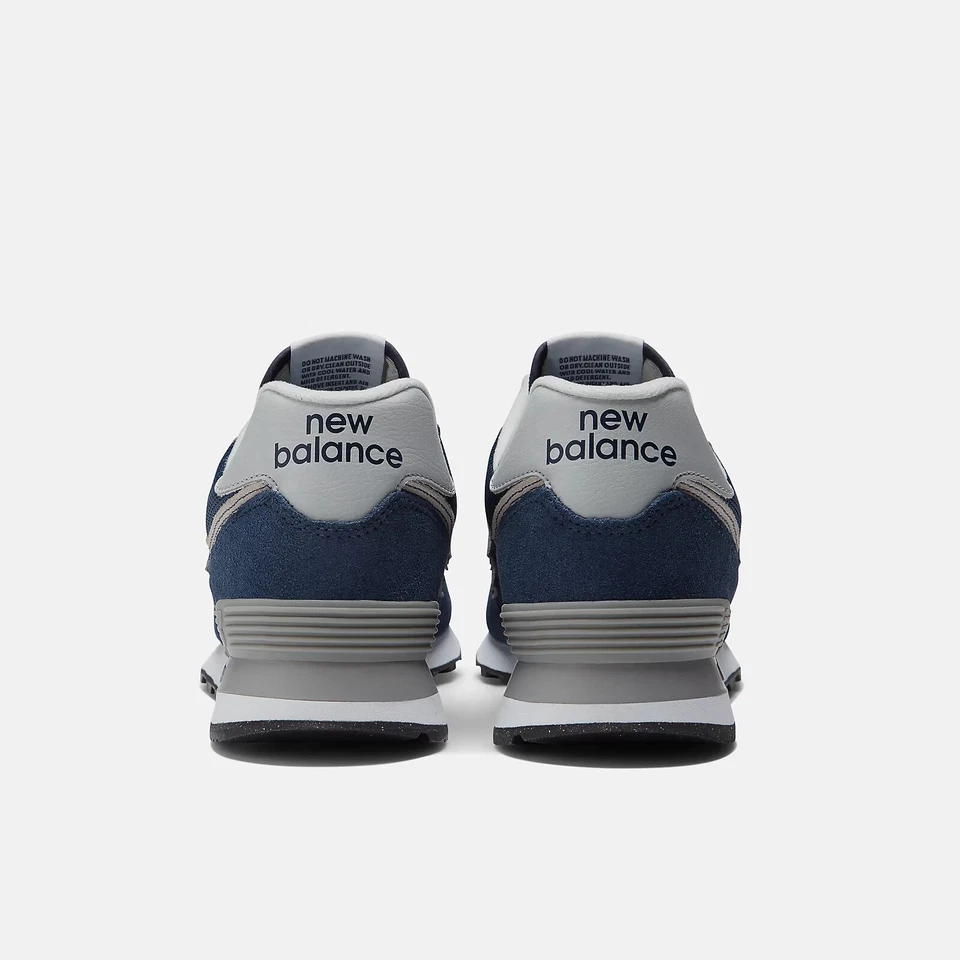 New Balance 574 Core En Azul Oscuro Todas Las Tallas Stock Limitado - Imagen 3 de 4