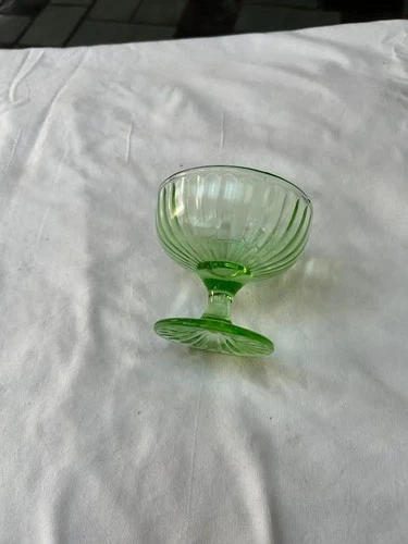 VTG Hazel Atlas Uranium Glass Sherbet Cup Green Depression Glass UV Glows READ