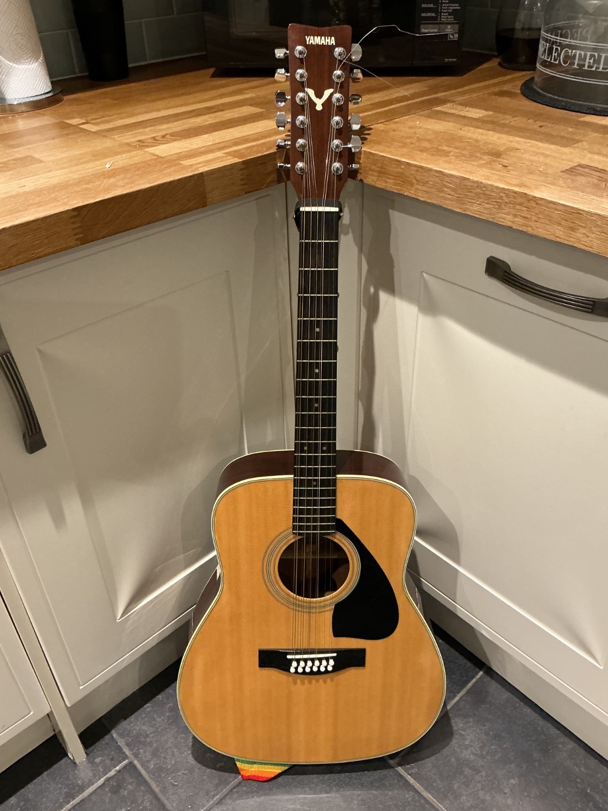 Vintage Yamaha FG-420-12 12 String Acoustic guitar Includes Guitar Case
