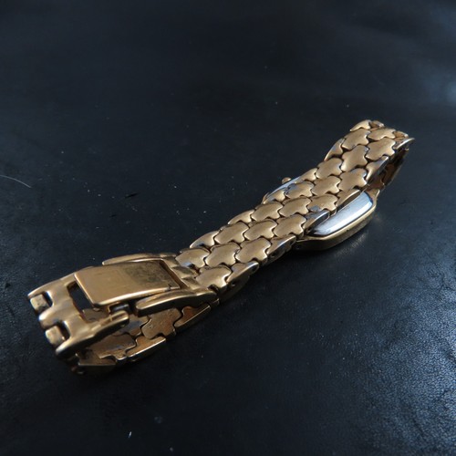 Swiss Made Tissot Classic Quartz Women Watch - Picture 7 of 8