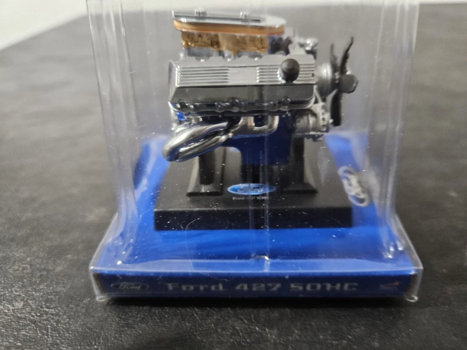 FORD 427 S0HC ENGINE BY LIBERTY CLASSICS. 1/18TH SCALE MODEL ENGINE # 95002 NEW. - Image 2 of 4