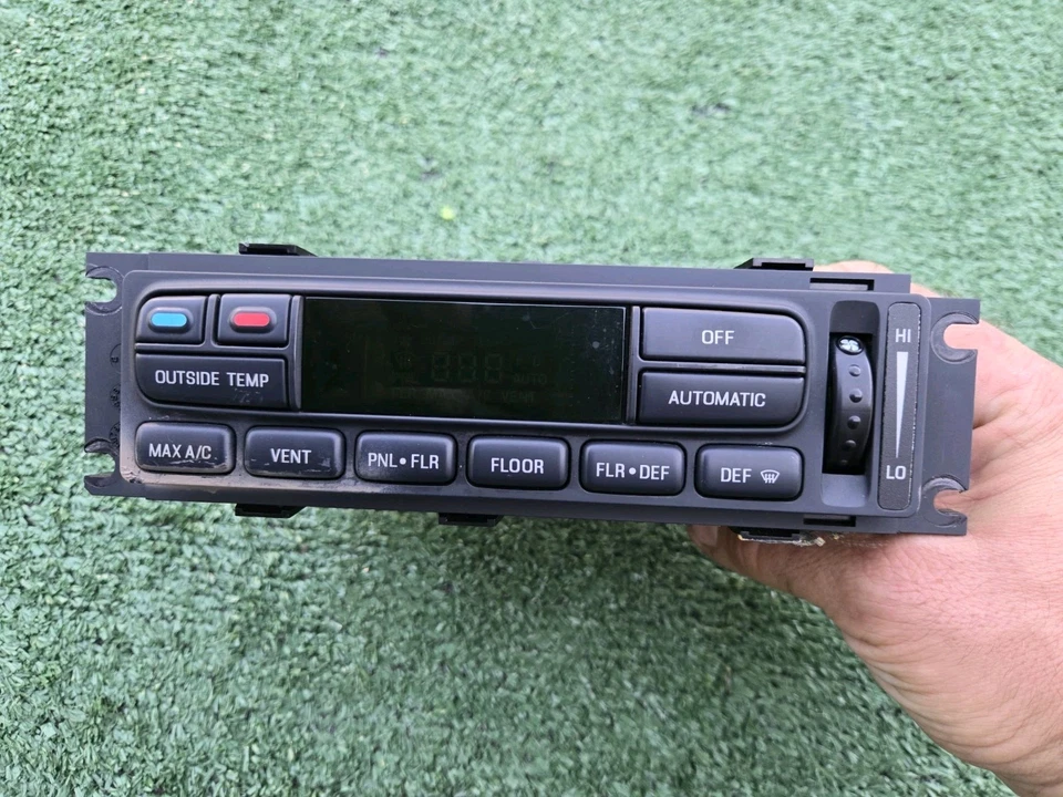 2002-2003 Ford F-150 F150 A/C Heater Temperature Climate Control Eatc Digital - Image 2 of 4